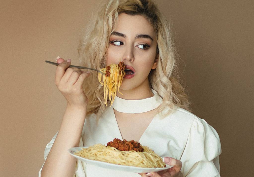 Massa engorda? Truques para comer macarrão de forma saudável