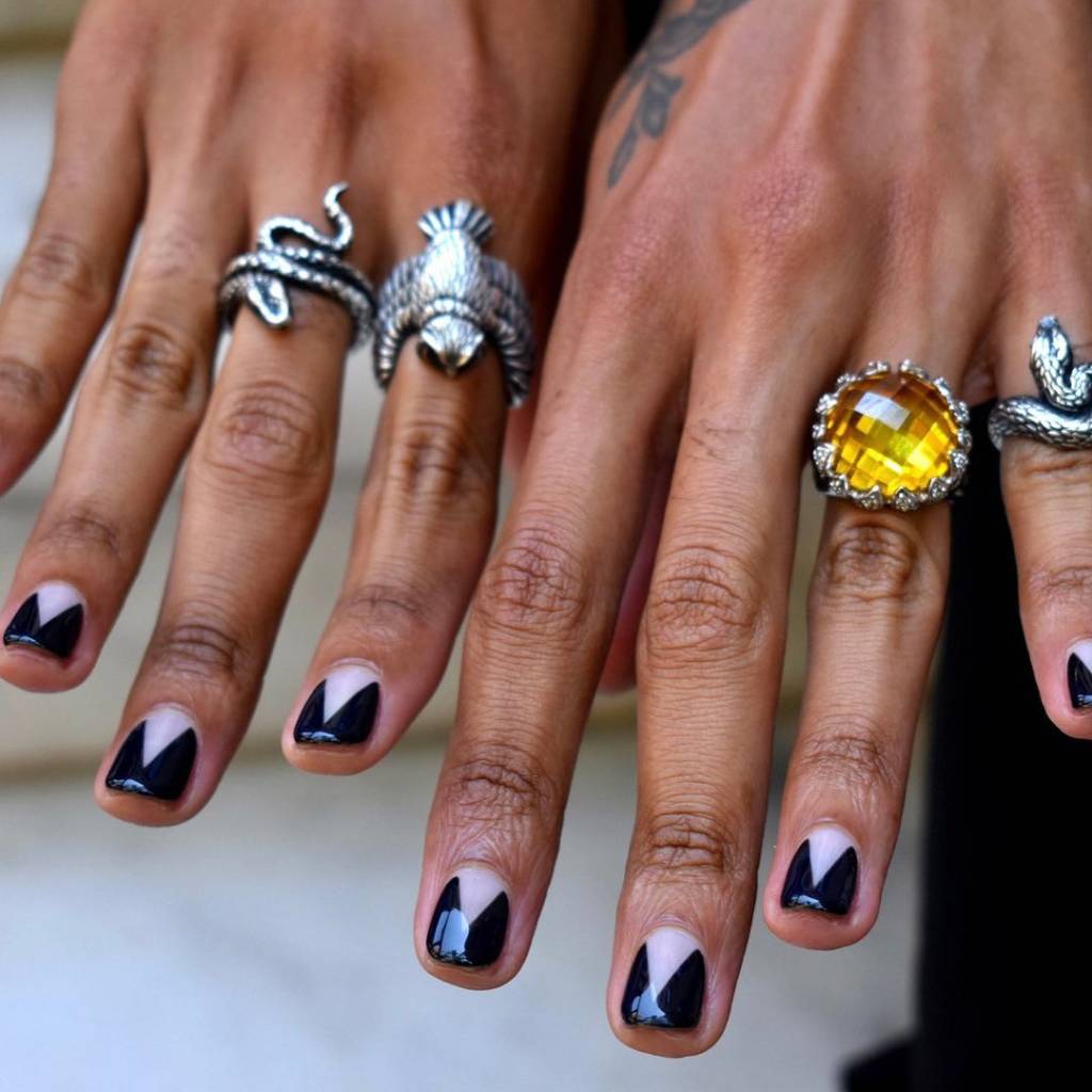 unha-elegante-espaco-negativo nail art elegante espaço negativo
