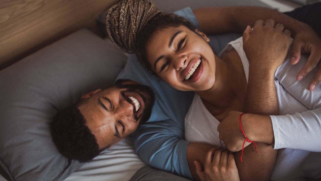Instruções amorosas podem nos fazer repetir os mesmos padrões em relacionamentos.