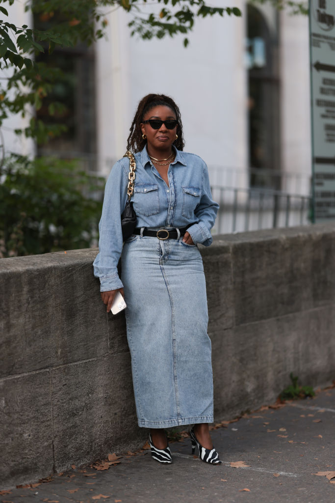 Street Style – Paris Fashion Week – Womenswear Spring/Summer 2024 – Day Two Street Style da Paris Fashion Week temporada de Primavera/Verão 2024