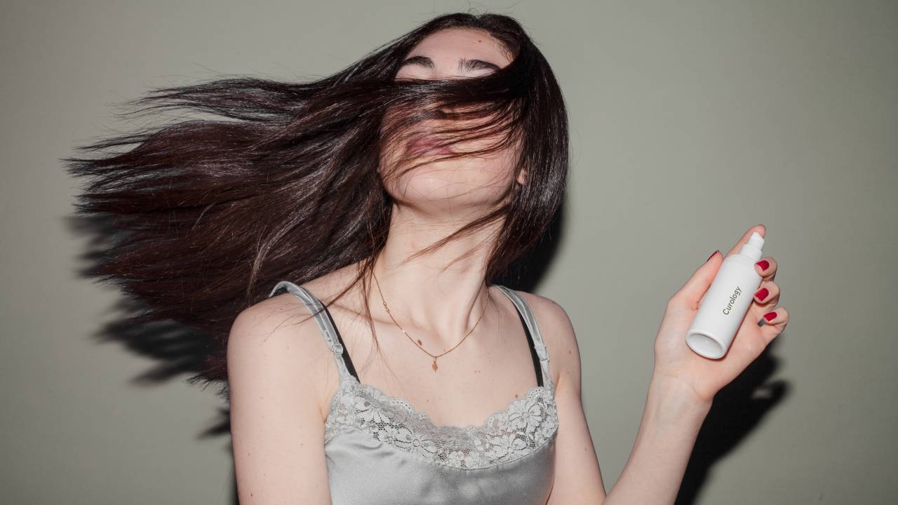 Sentindo saudades do cabelo longo e brilhante? Aqui temos o guia definitivo para acelerar o crescimento