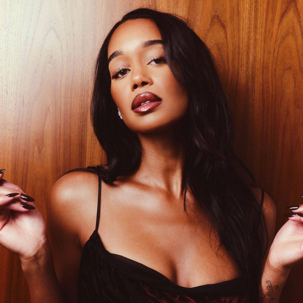dicas-transicao-make-dia-noite-laura-harrier dicas-transicao-make-dia-noite-laura-harrier