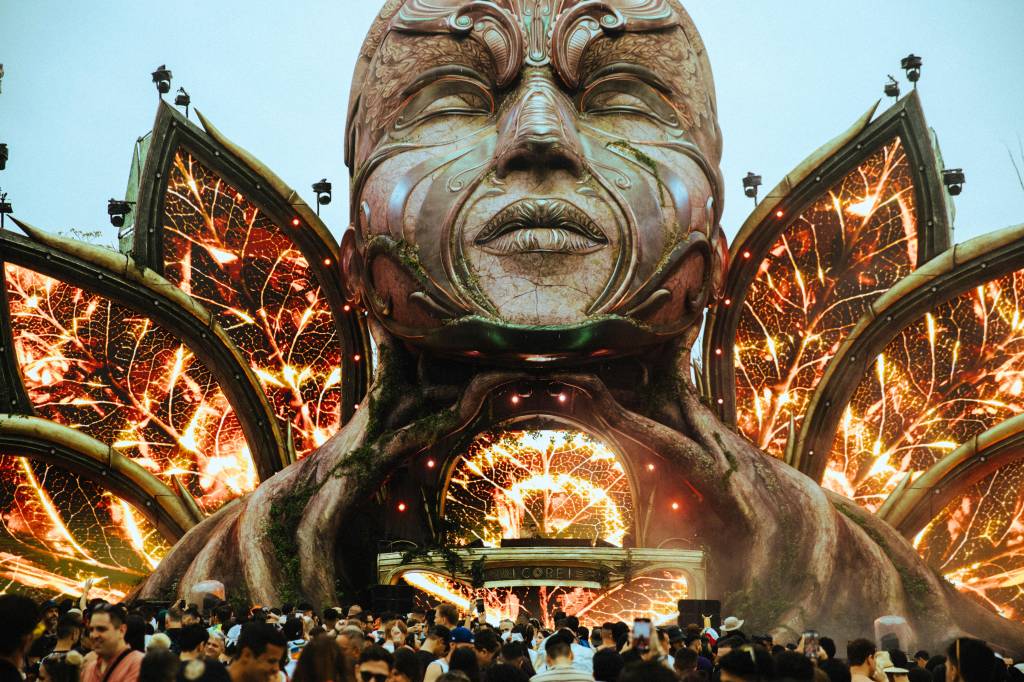 tomorrowland-brasil-palco-core tomorrowland-brasil-palco-core