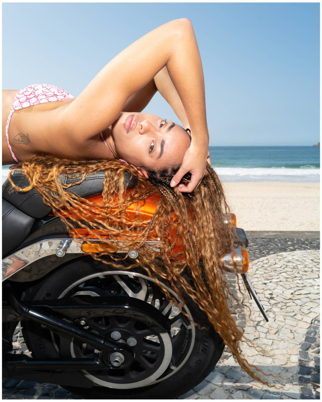 yara-charry Yara Charry na praia