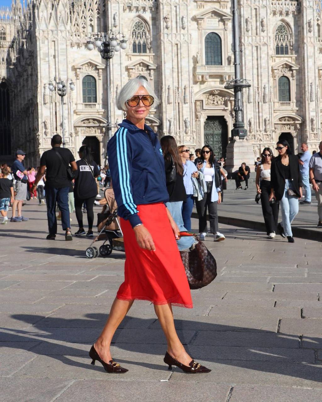 Grece-Ghanem Mulher com mais de 60 anos usando look descolado