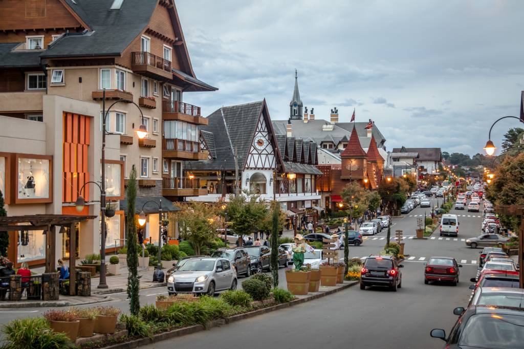 gramado-rio-grande-do-sul-destinos-romanticos-ano-novo Destinos românticos para curtir o ano novo a dois.