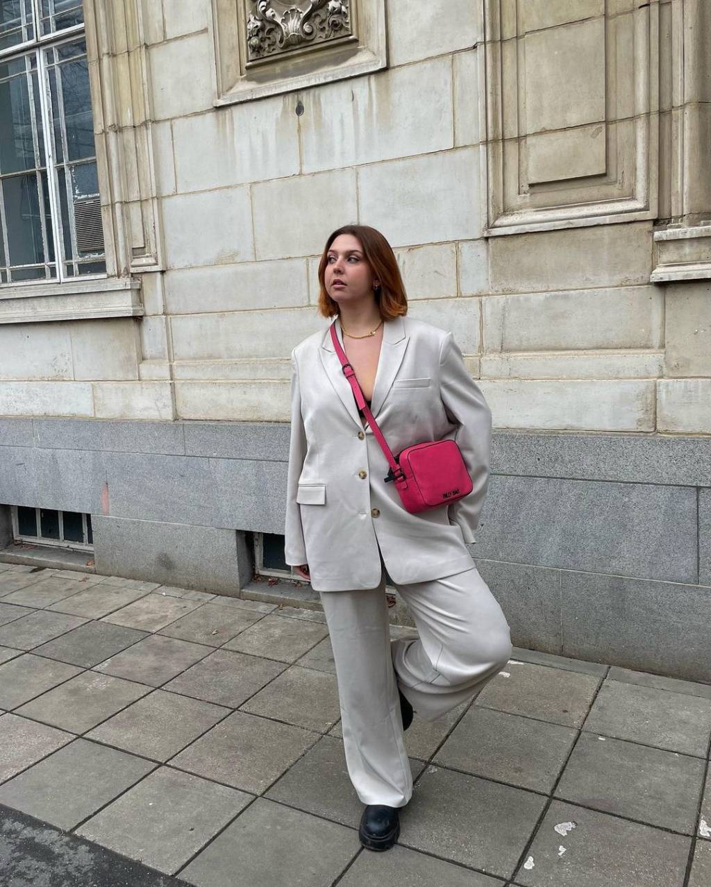 madison-eley Modelo plus size usando look elegante e divertido