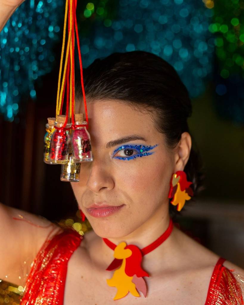 Contem-glitter-opções-sustentáveis-make-Carnaval-2024 Contem-glitter-opções-sustentáveis-make-Carnaval-2024