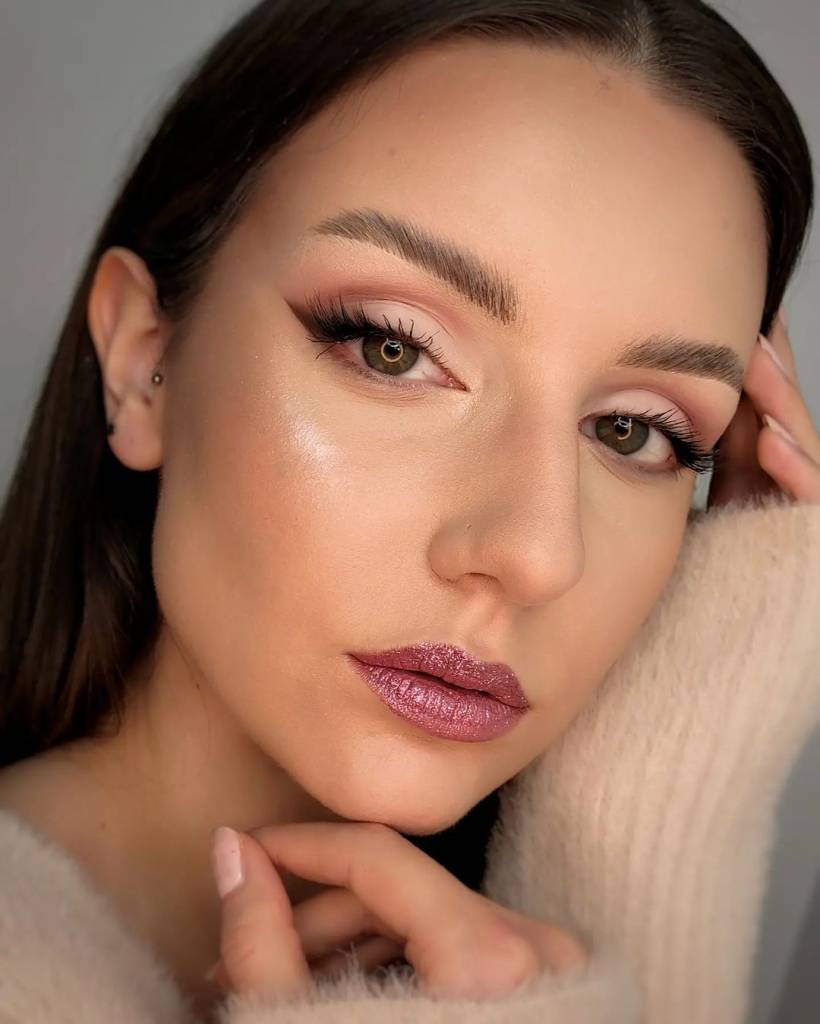 Glitter-Lips-Diamond-Lips-makes-Carnaval-2024-como-usar-o-glitter Glitter-Lips-Diamond-Lips-makes-Carnaval-2024-como-usar-o-glitter