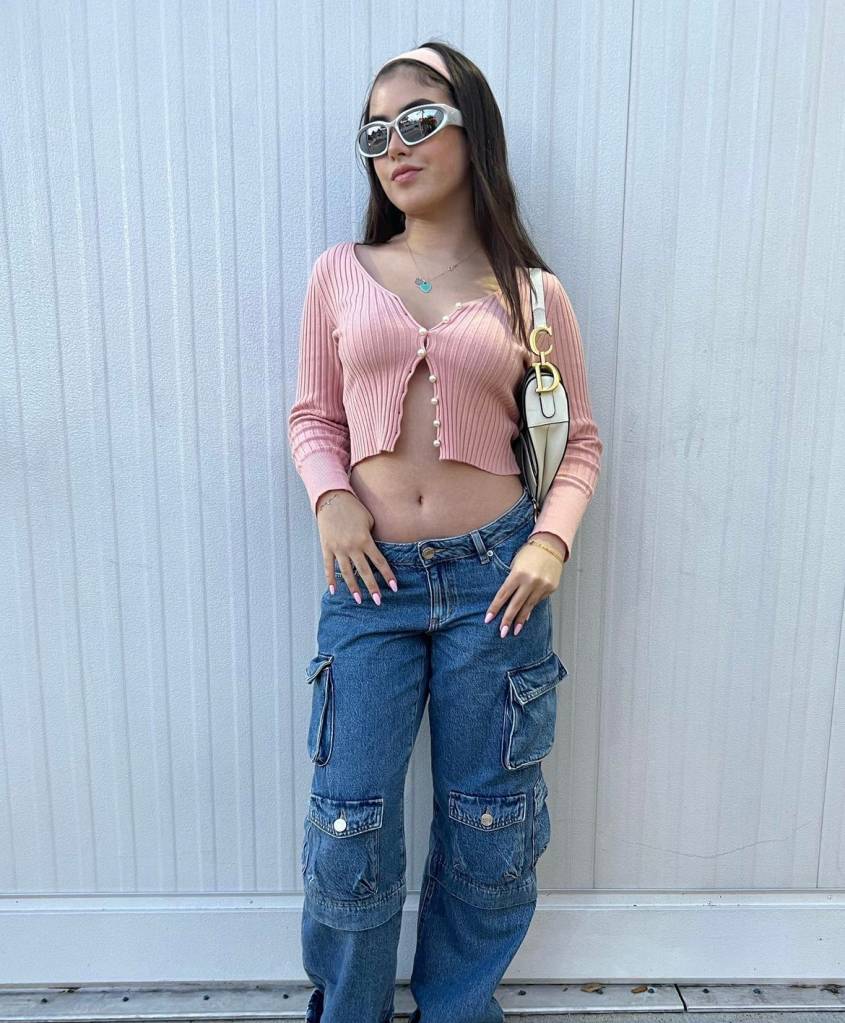inspirações-looks-peach-fuzz-9 Aposte no denim para um combinação clássica e perfeita