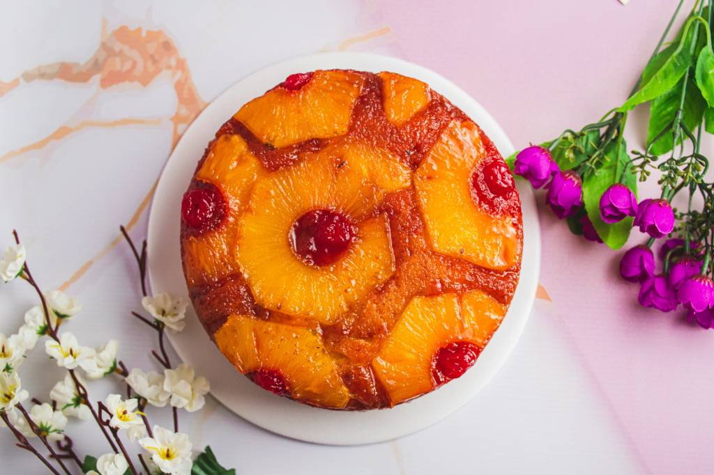 Receita de bolo de abacaxi invertido surpreendente