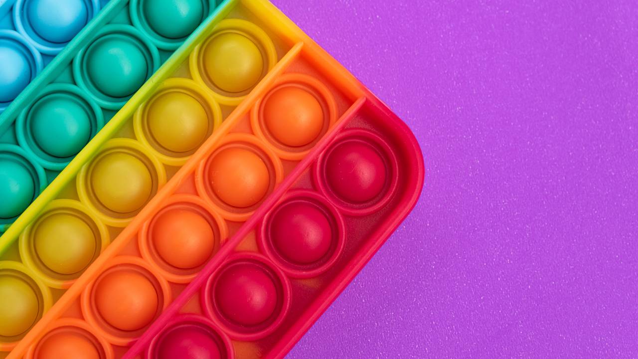 Descubra se os brinquedos anti-stress realmente funcionam.