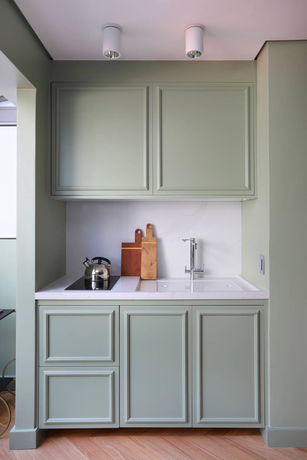 Cozinha provençal – Projeto Lilutz Arquitetura – Foto Mariana Orsi Cozinha com marcenaria provençal
