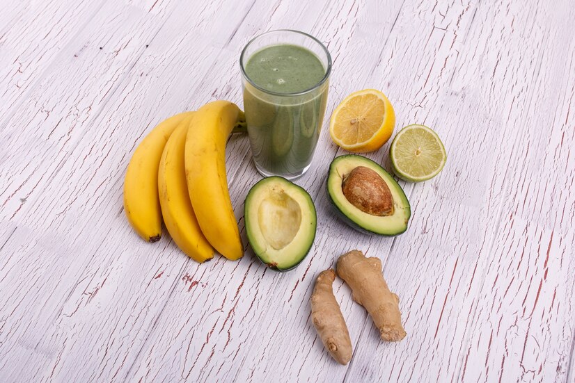 Smoothie-de-abacate-banana Receita de smoothie cremoso de abacate e banana