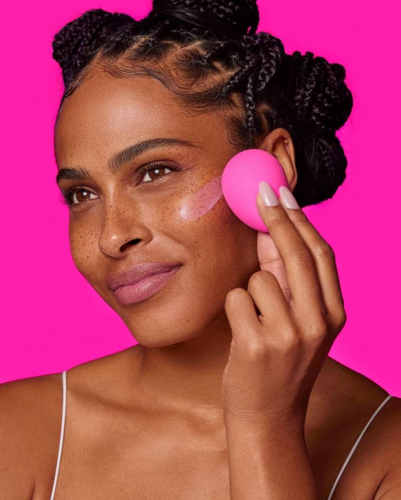 cuidados-com-a-pele-esponja-skincare-como-usar Esponja Leia e outros modelos funcionais para transformar a pele