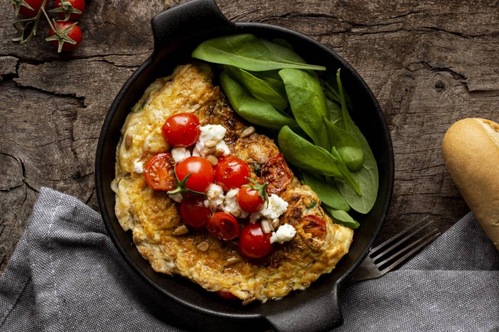Receita de omelete de linguiça toscana com legumes Receitas com linguiça toscana - omelete
