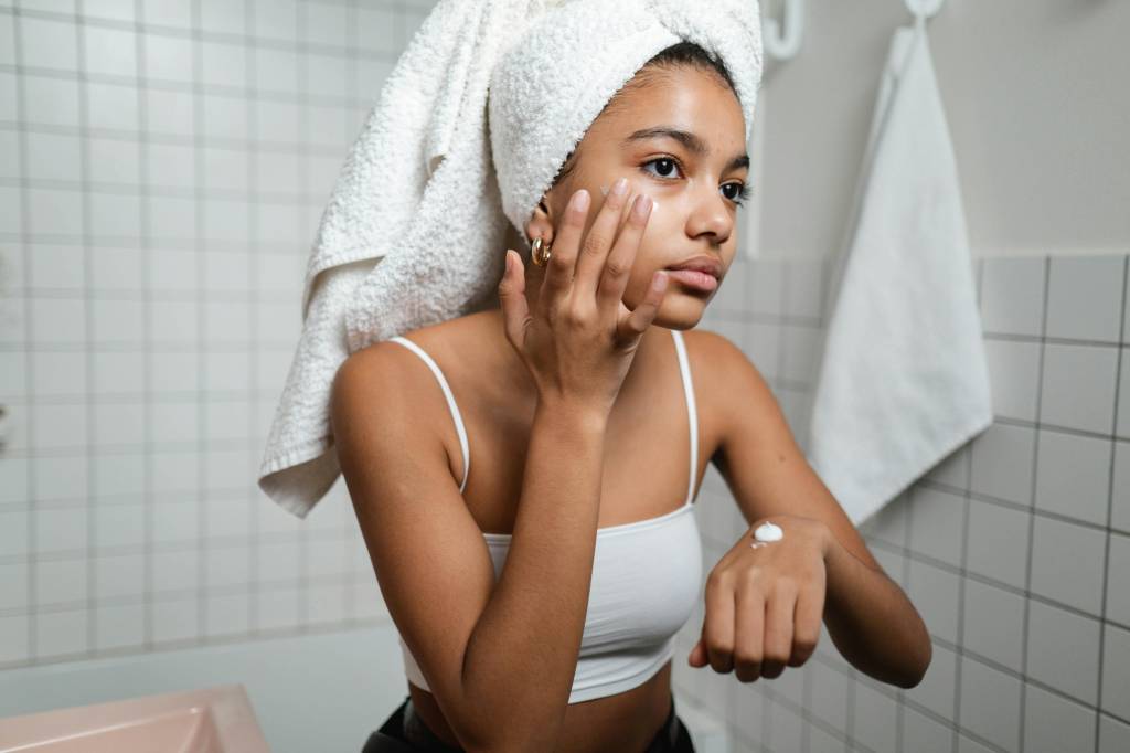 skincare-olhos-creme-funciona Creme para os olhos: dicas, sugestões e como usar produtos para região dos olhos