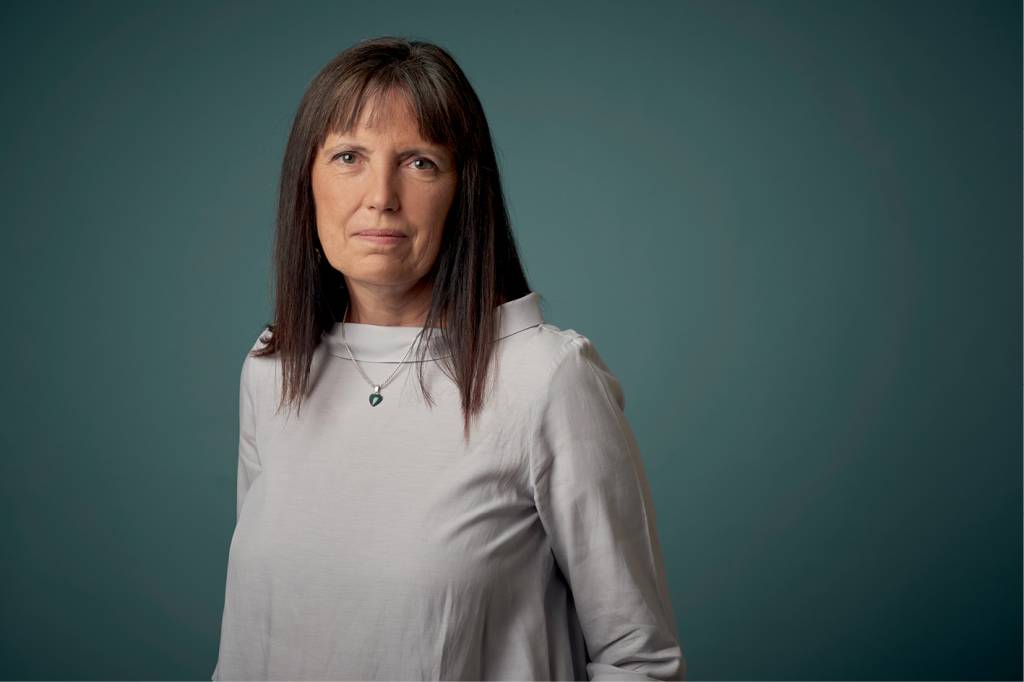 Claudia Piñeiro: “A sociedade é sempre um personagem nas minhas histórias”