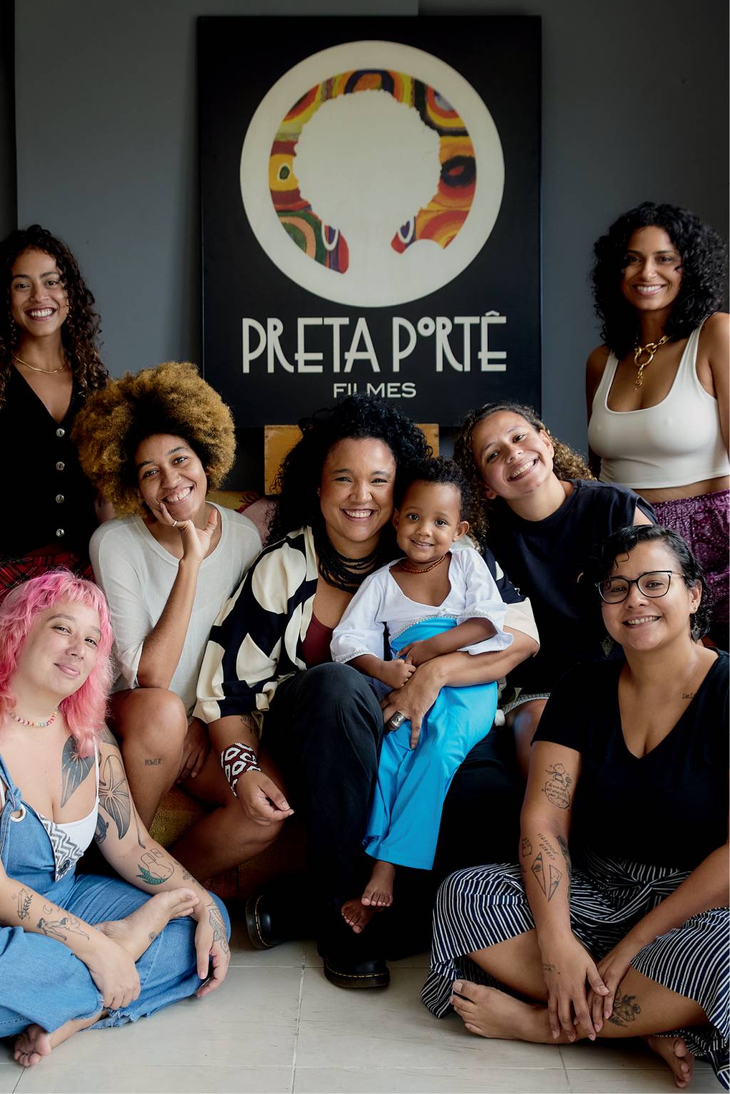 equipe-preta-porte-filmes Entrevista Juliana Vicente, Preta Portê Filmes, para CLAUDIA