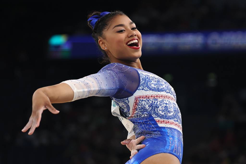 Artistic Gymnastics – Olympic Games Paris 2024: Day 2 maquiagem Hillary Heron nas olimpíadas de Paris