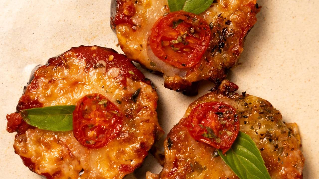 Mini Pizza de Berinjela à Parmegiana
