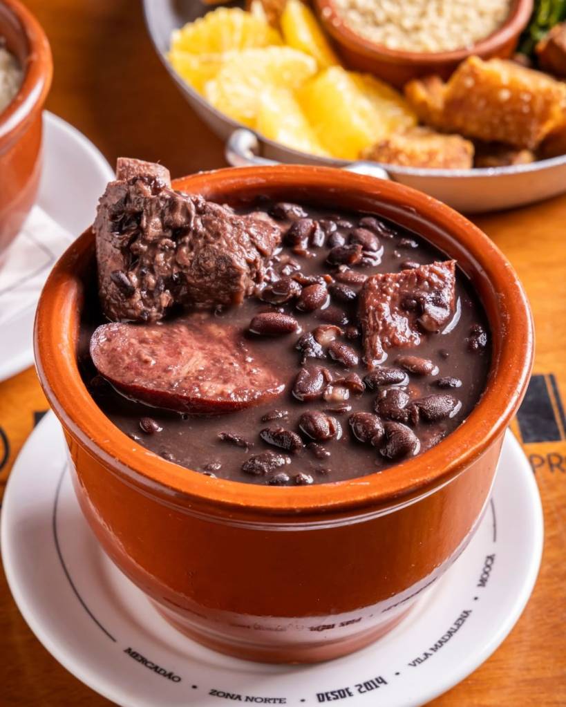 dia-dos-pais-restaurante-o-pasquim Feijoada para dois no cardápio das unidades do O Pasquim Bar e Prosa