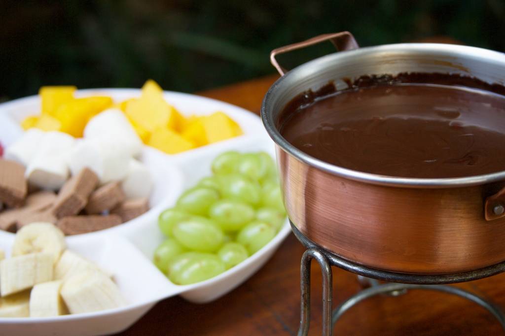 restaurantes-inverno-fondue-chocolate-pe-de-manga Fondue de chocolate do restaurante Pé de Manga