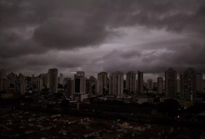 São Paulo deve receber chuva preta.