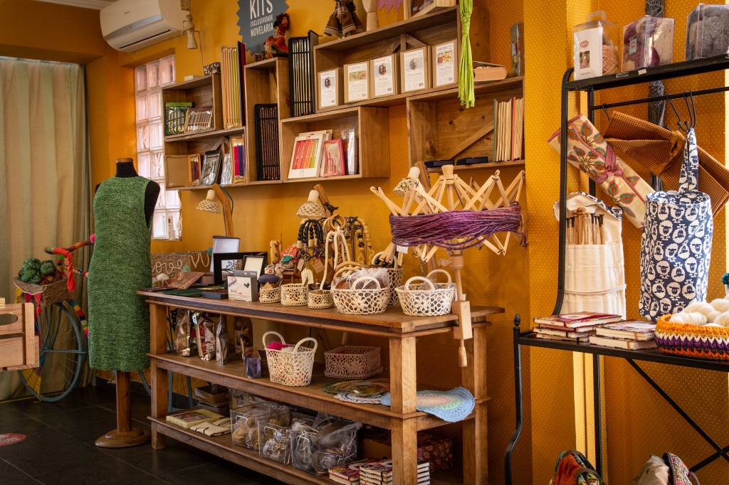 Onde aprender a fazer tricô, crochê e bordado