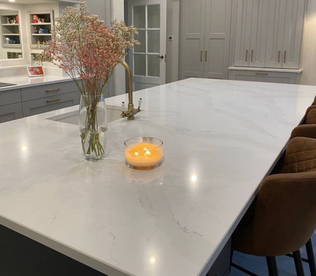 bancada-cozinha-porcelanato Porcelanato é sensível nas bordas