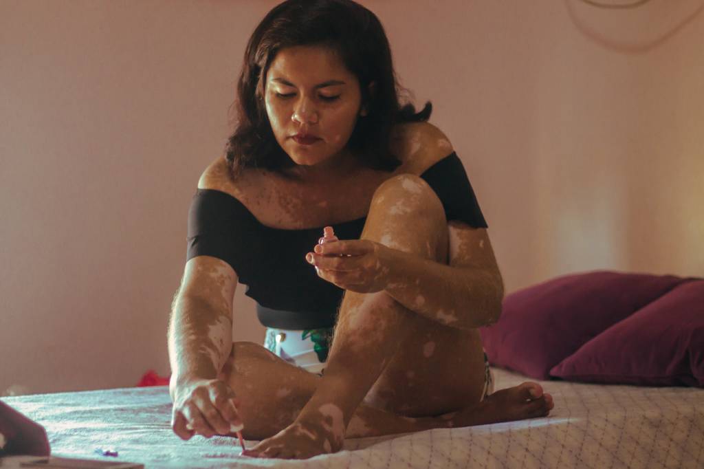 unhas-gel-em-casa-como-pintar.jpg Esse é o esmalte com efeito gel mais procurado do momento