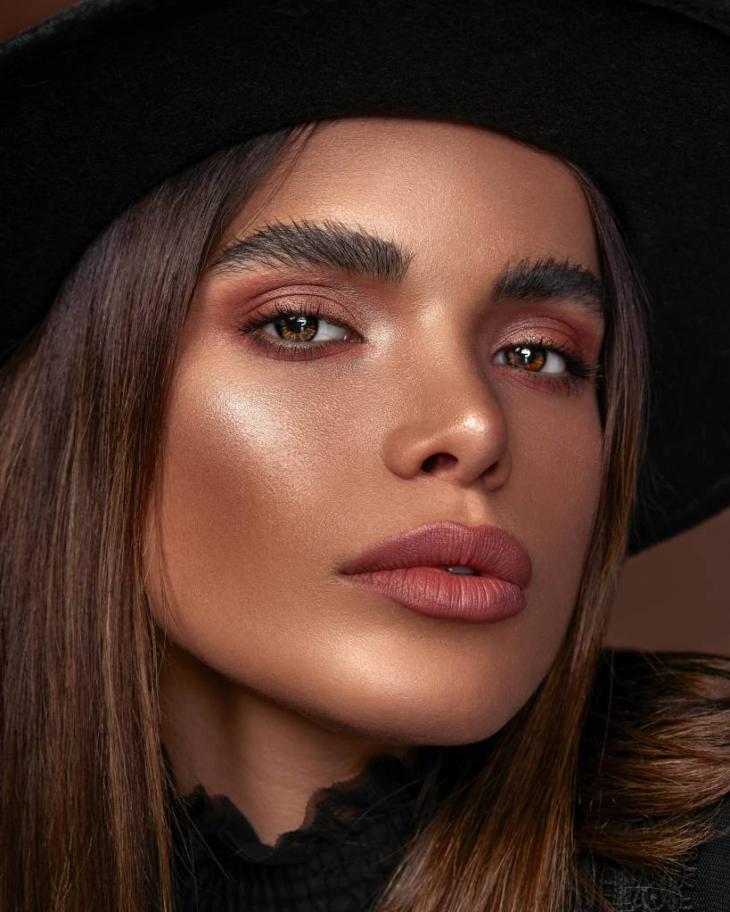 pele-bronzeada-rosto Técnicas para usar bronzer