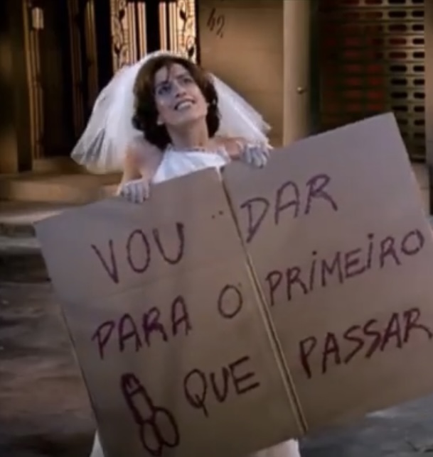 fantasias-carnaval-fernanda-torres-os-normais Fernanda Torres em Os Normais: melhores momentos