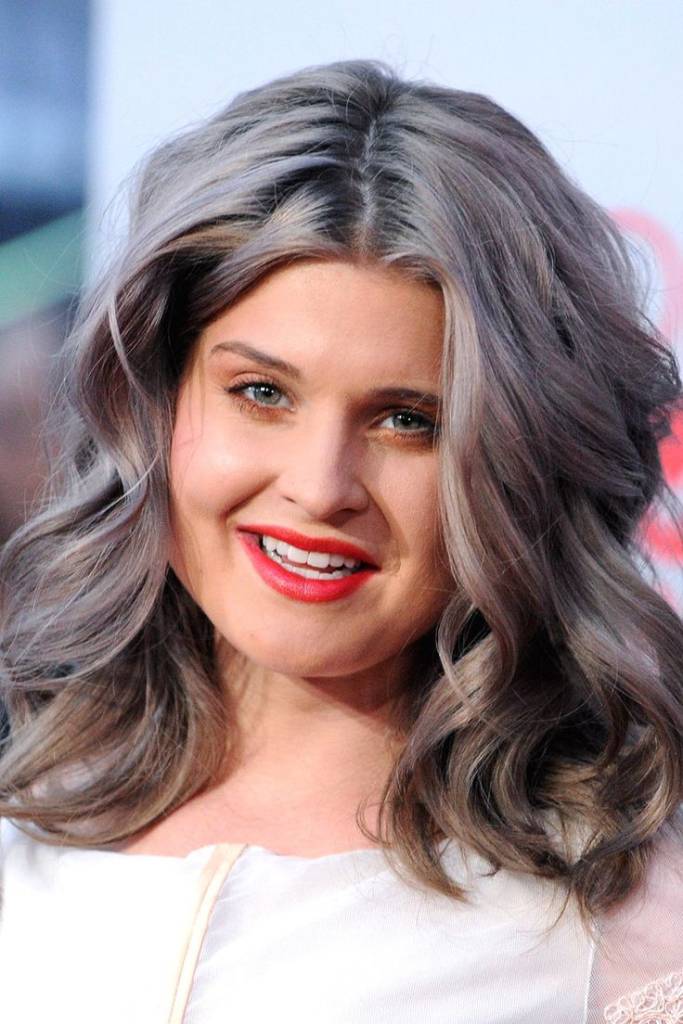 4 inspirações de tonalidades para quem deseja ficar loira em 2025