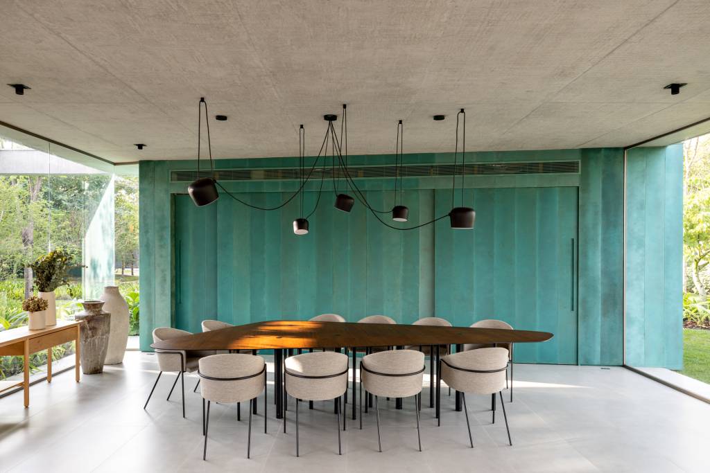 Como escolher as cadeiras certas para a sala de jantar?