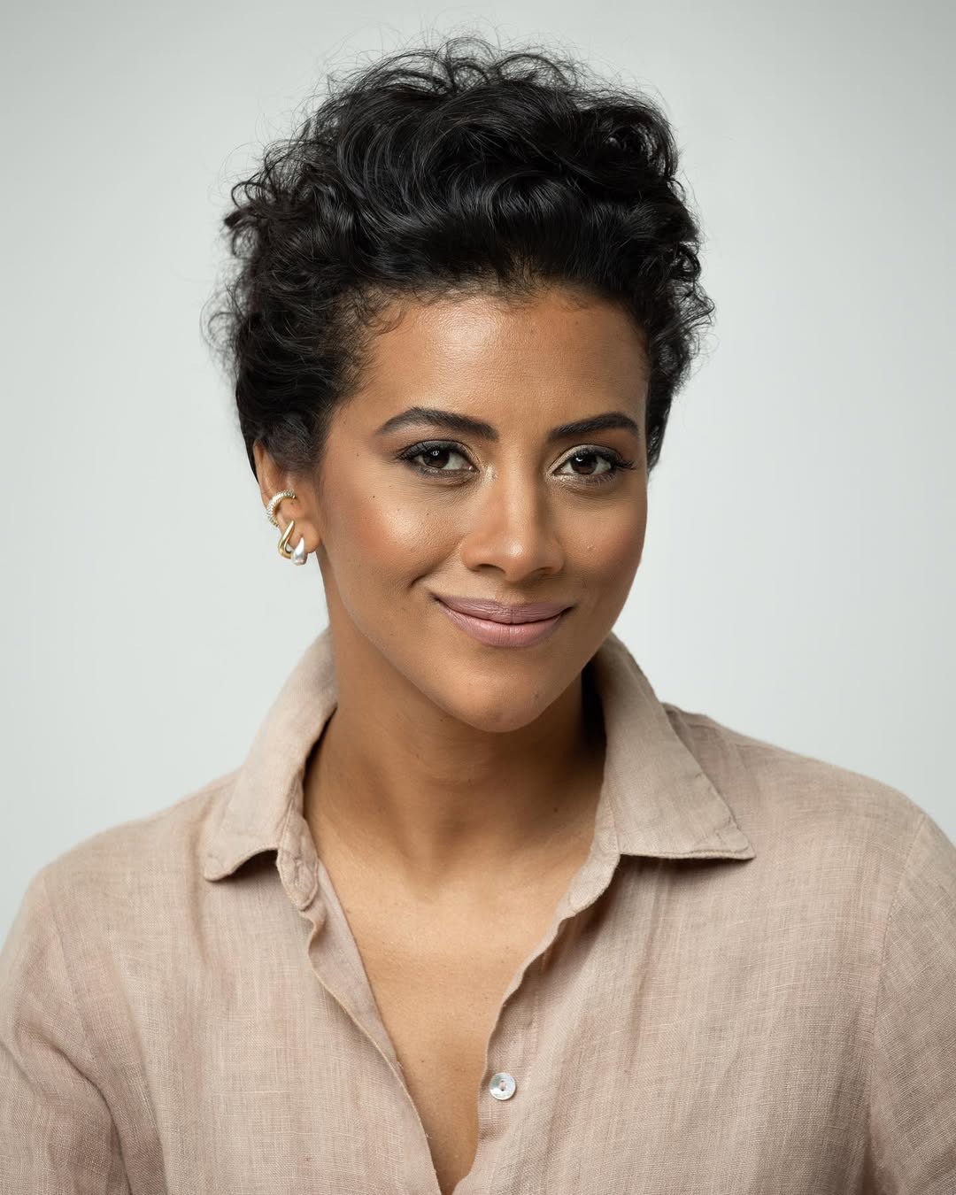 Aline Midlej &eacute; jornalista