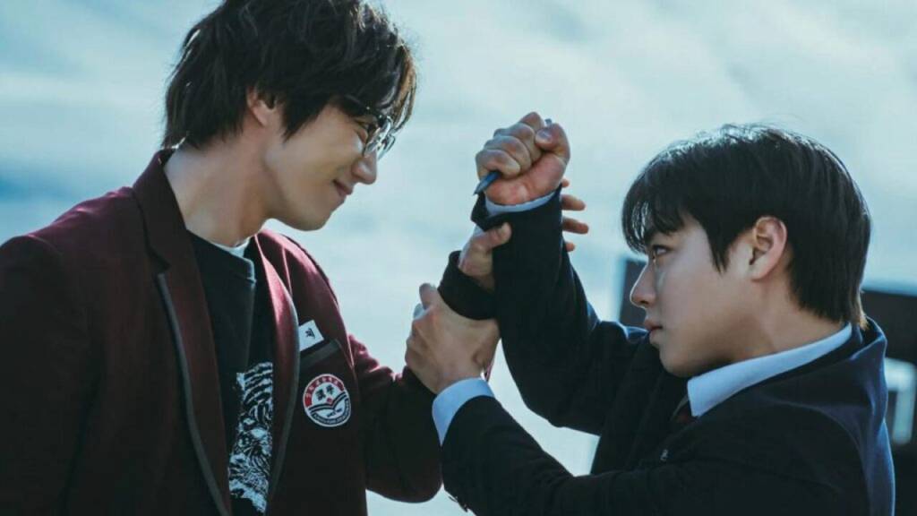 Se gostou de “Adolescência”, veja “Classe dos Heróis Fracos”