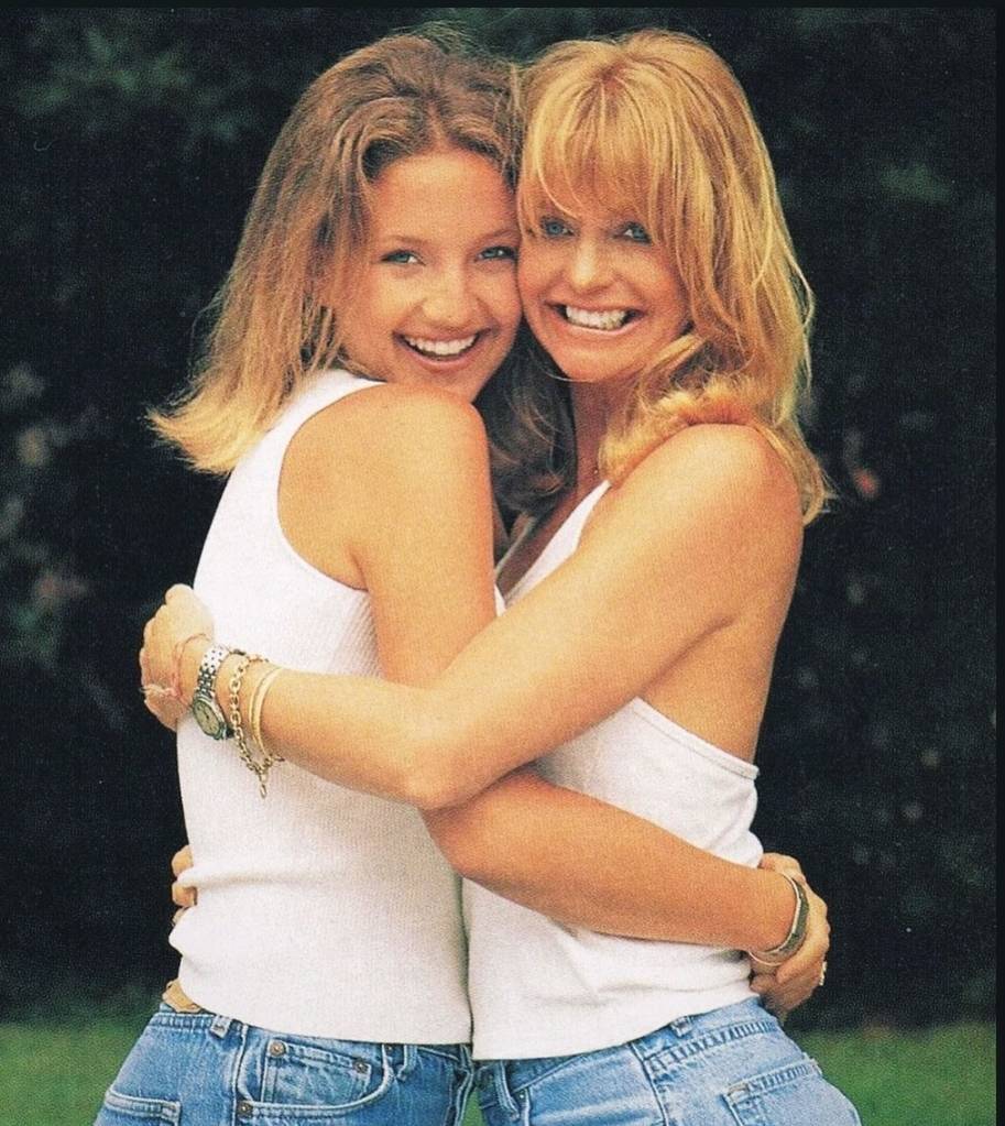 maes-filhas-famosas-goldie-hawn-kate-hudson As atrizes Goldie Hawn (à direita) e Kate Hudson também são mãe e filha