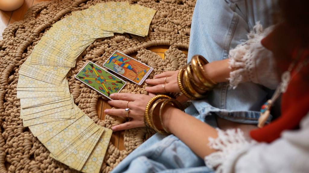 Previsões do tarô em junho: a carta do “Mago” é a regente do mês