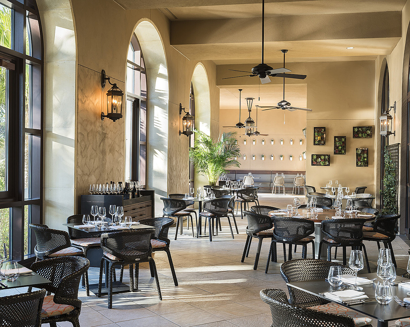 Restaurante disputado em orlando tem fila de espera