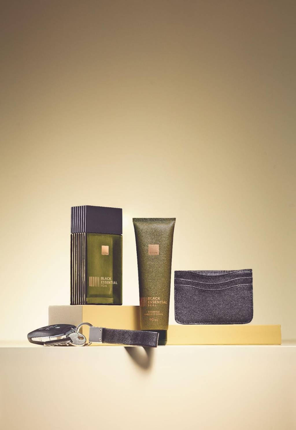 Kit de perfume e hidratante da Avon para o Dia dos Pais.